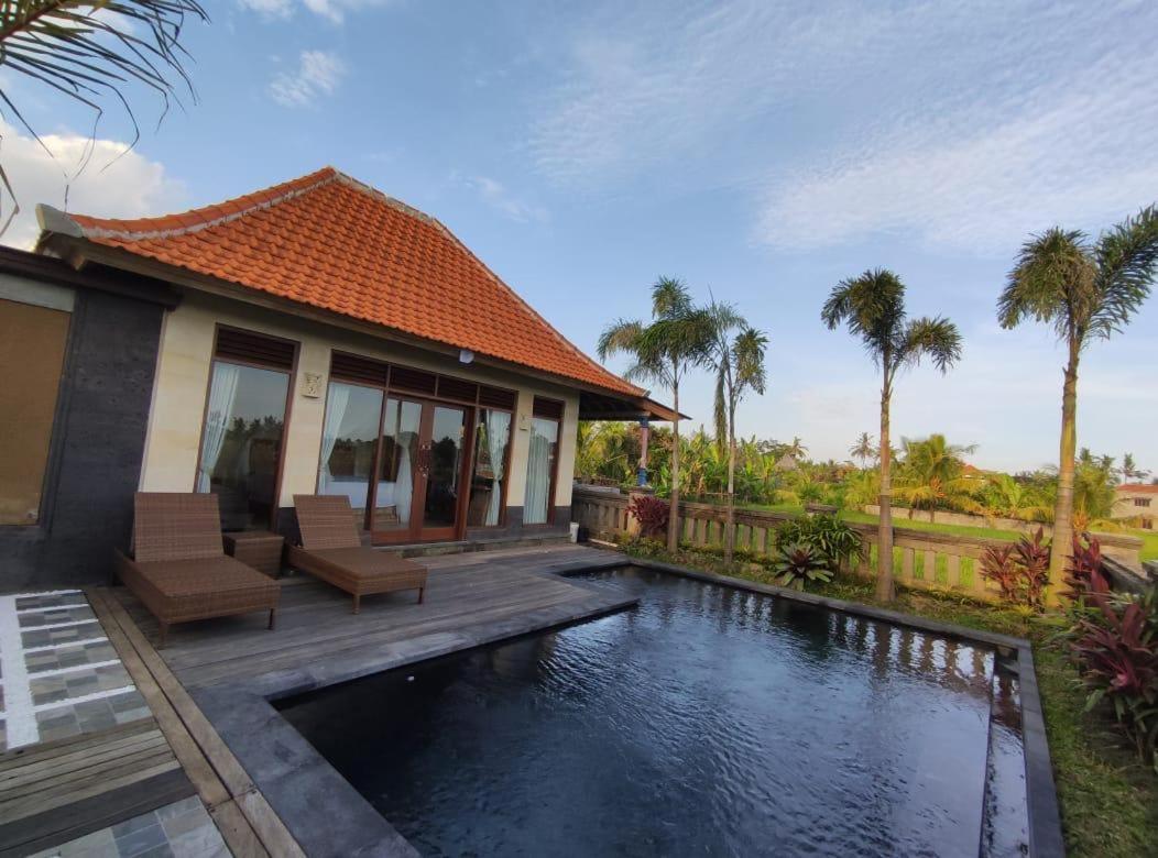 Anggarakasih Ubud Villa ภายนอก รูปภาพ